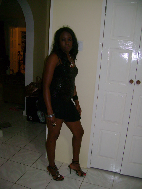 Date this pretty Jamaica girl Mona from Jamaica GB430