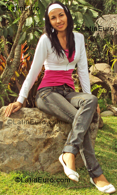 Date this gorgeous Costa Rica girl Ana from Alajuela CR34
