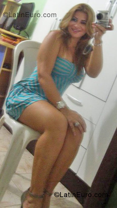 Date this charming Brazil girl Marluce from Manaus BR4656