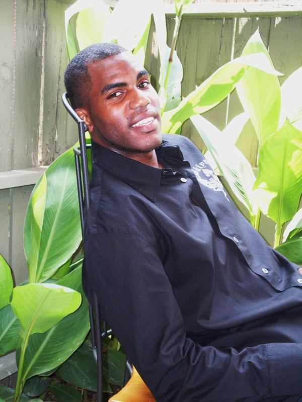 Date this exotic United States man Tony2k from Orlando US8143