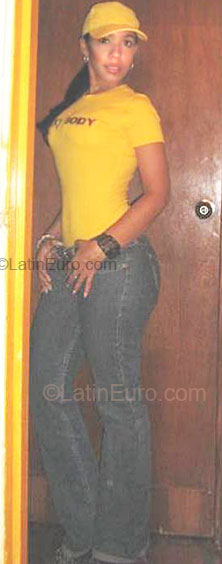 Date this good-looking Venezuela girl Yulimar from Calabozo VE41