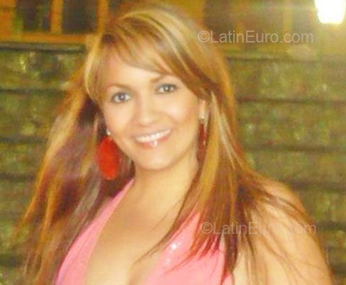 Date this foxy Colombia girl Sugelly from Bogota CO5832