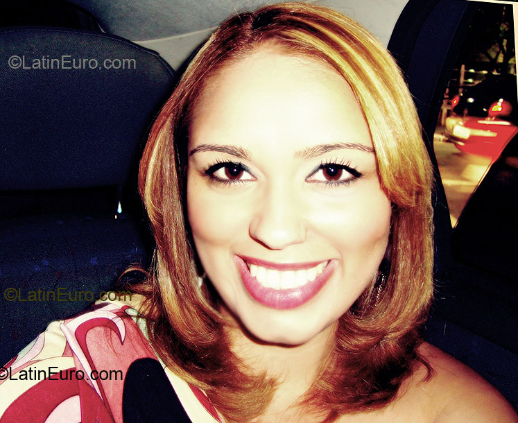 Date this delightful Brazil girl Cristiane from Sao Paulo BR4026