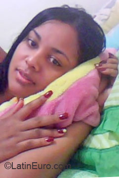 Date this sensual Dominican Republic girl Awilda from Santiago DO5603
