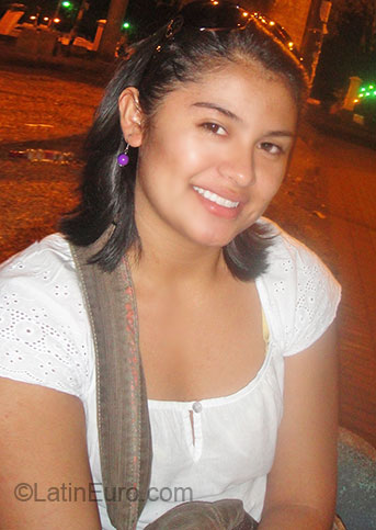 Date this hard body Costa Rica girl Keylin from Alajuela CR37