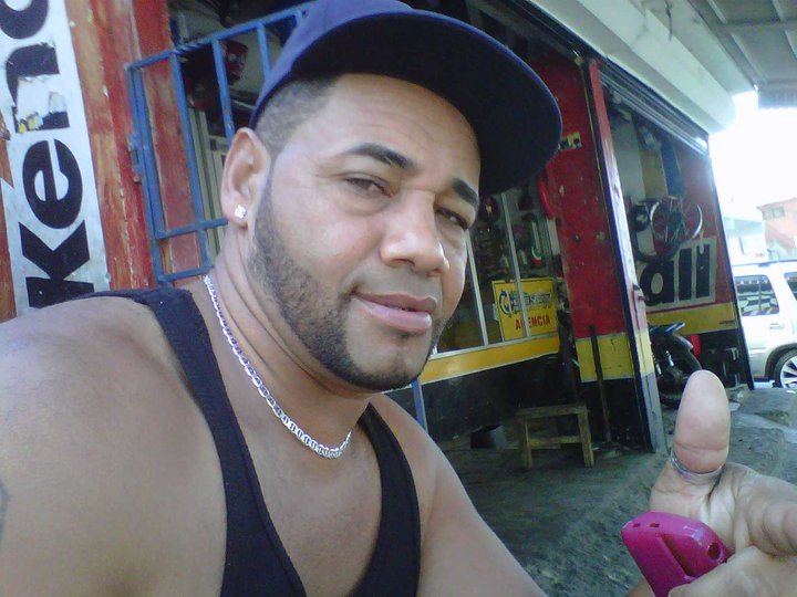 Date this delightful Dominican Republic man Franklin from Santo Domingo DO5631