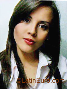 Date this pretty Colombia girl Maria De Los Angeles from Bogota CO5829