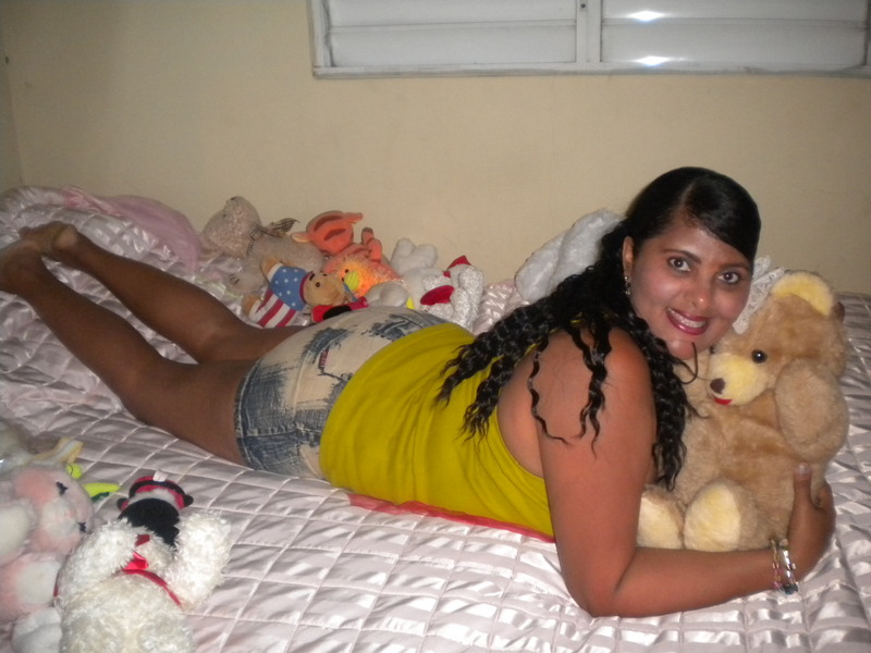 Date this delightful Dominican Republic girl Neifi from Santiago DO5733