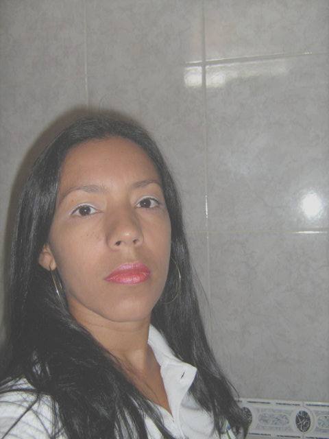 Date this hot Venezuela girl Jessica from Calabozo VE43