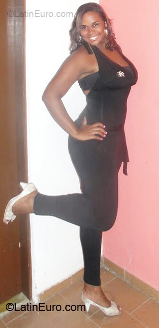 Date this lovely Brazil girl Adailma from Santo Antonio De Jesus BR5033