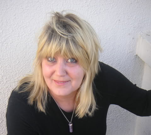 Date this delightful United Kingdom girl Jthom from London GB455