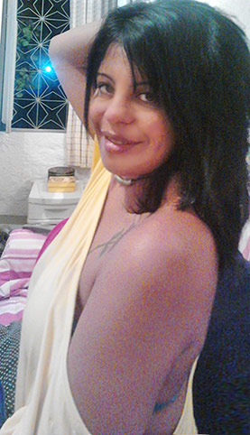 Date this attractive Brazil girl Ana Karla from Rio De Janeiro BR4288