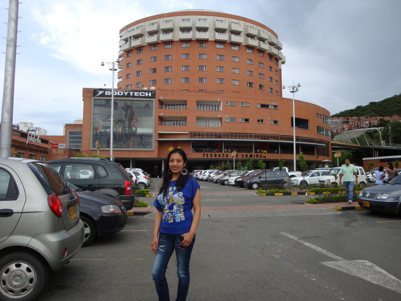 Date this foxy Colombia girl Jenny12 from Cali CO6030