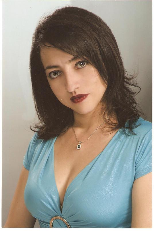 Date this voluptuous Colombia girl Maritza from Medellin CO6058