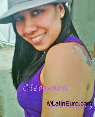 Date this athletic Brazil girl Cleomara from Rio De Janeiro BR4409