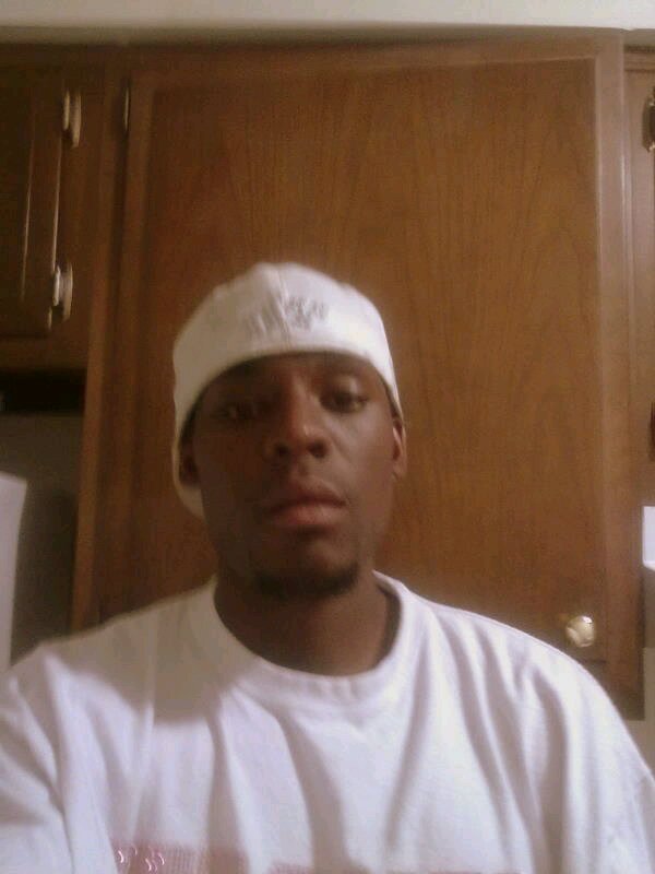 Date this foxy United States man Lamar from Louisville US8692