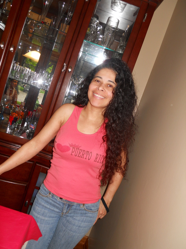 Date this good-looking Brazil girl Debora from Rio De Janeiro BR4412
