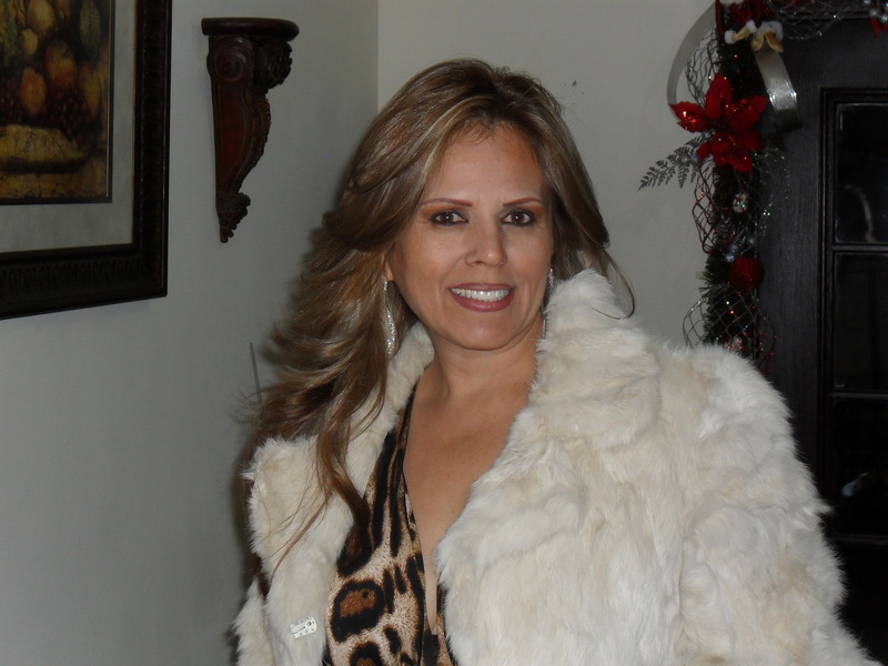 Date this hot Mexico girl LETICIA from Hermosillo MX280