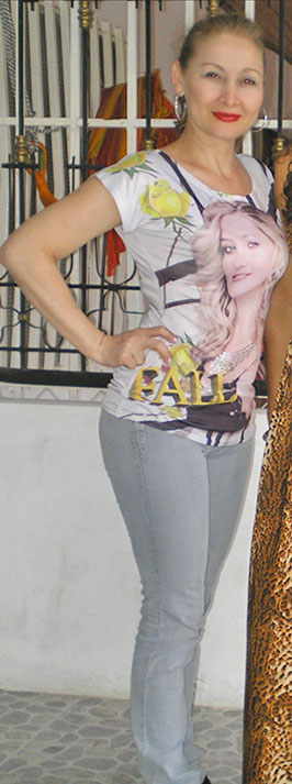 Date this passionate Colombia girl Yulieth from Bogota CO6101