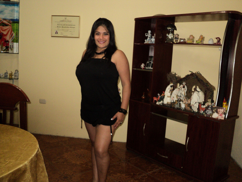 Date this happy Peru girl Pierina from Lima PE417
