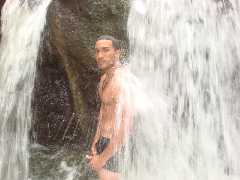 Date this athletic Dominican Republic man Victor sosa from Santiago DO6295