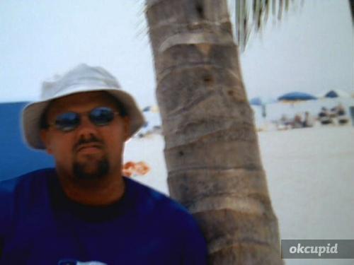 Date this lovely United States man Wizbullets from Greencastle US8765