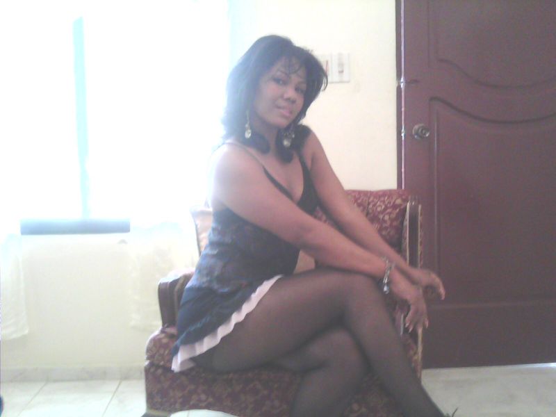 Date this passionate Dominican Republic girl Carolina ventur from Santiago DO6357