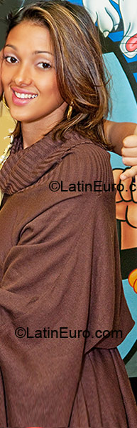 Date this young Brazil girl Juliana from Belo Horizonte BR6188