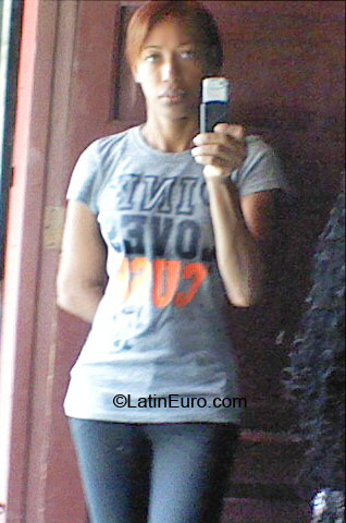 Date this fun Dominican Republic girl Rayssa from Santo Domingo DO6567