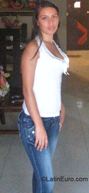 Date this stunning Colombia girl Leidy from Barranquilla CO6310
