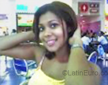 Date this stunning Panama girl Yelkis from Panama City PA68