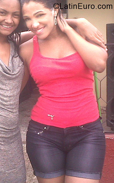 Date this fun Colombia girl Mauren from Riohacha CO6330