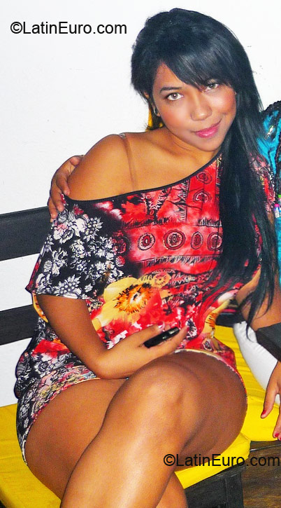 Date this young Colombia girl Rubiel from Santa Marta CO6526