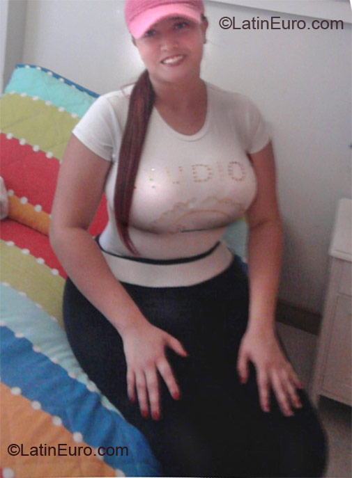 Date this tall Colombia girl Luisa from Manizales CO16602