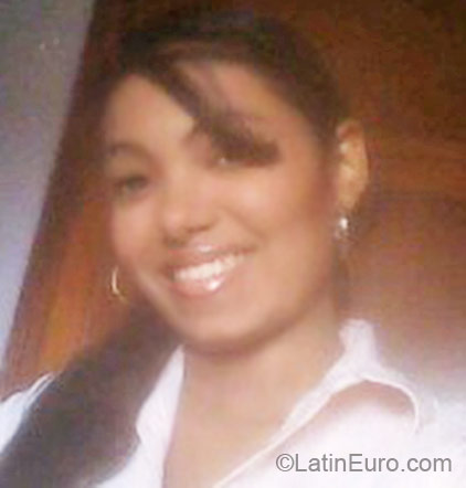 Date this beautiful Colombia girl Diana from Cartagena CO6474