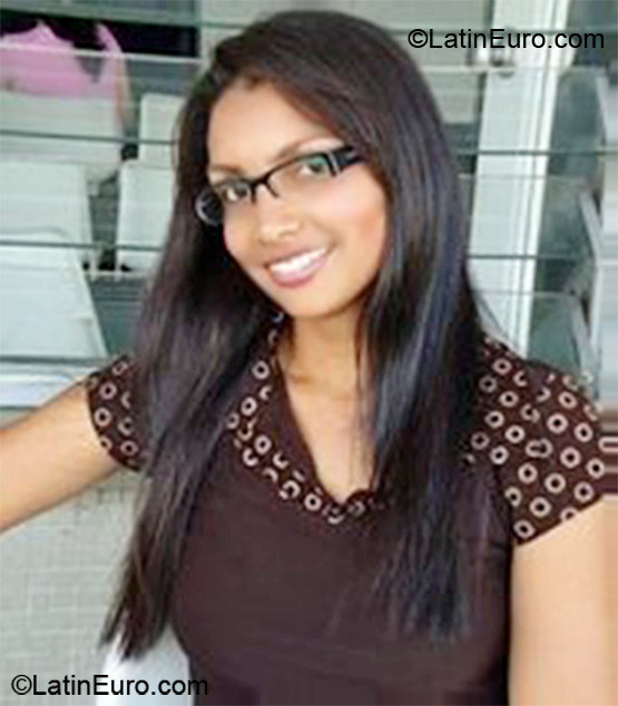 Date this cute Colombia girl Diana from Palmira CO6590