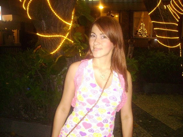 Date this happy Brazil girl Camila from Rio De Janeiro BR4933