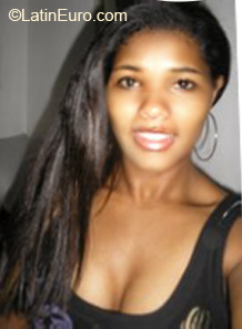 Date this lovely Brazil girl Renata from Sao Paulo BR4995