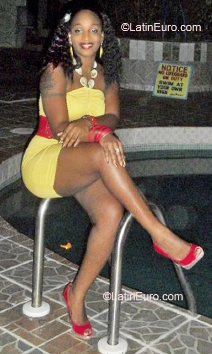 Date this passionate Jamaica girl Andetor from Hanover, Jamaica JM216