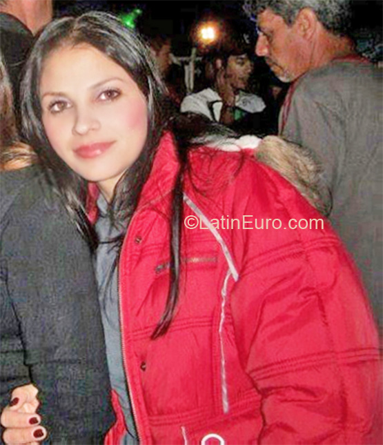 Date this beautiful Brazil girl Andreia from Guapiara BR5078