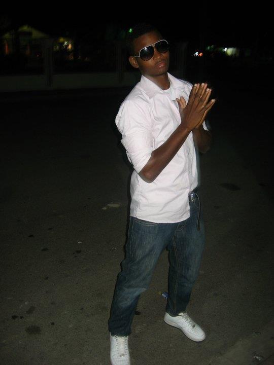 Date this tall Dominican Republic man Yefri from Santiago De Los Cavalleros DO7262