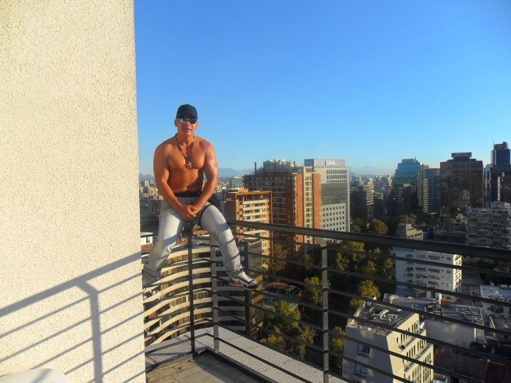 Date this foxy Colombia man Miguel angel from Cartago CO6820