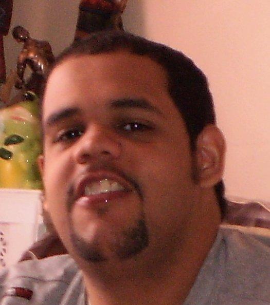 Date this exotic United States man Darwin from New York US9456