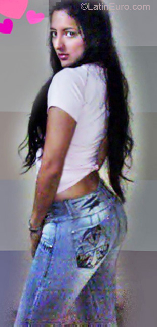 Date this hard body Colombia girl Jey from Cali CO6853