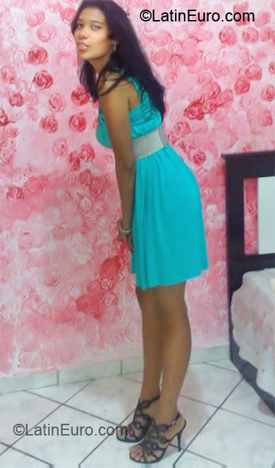 Date this funny Brazil girl Dayane from Sao Mateus BR5121