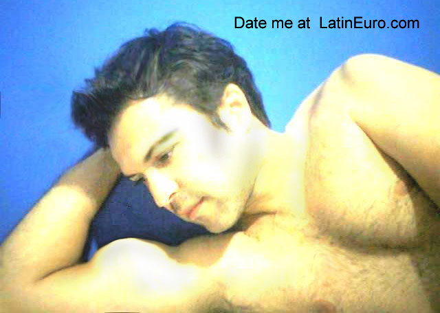 Date this nice looking Brazil man Rodrigo from Marilia BR5226