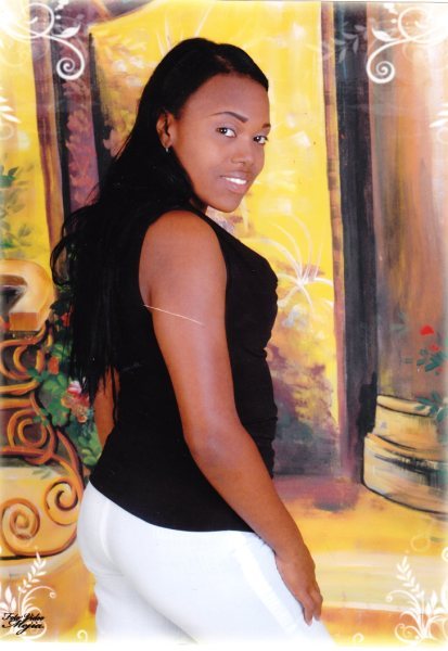 Date this sultry Dominican Republic girl Heidy masiel from La Roman DO7533
