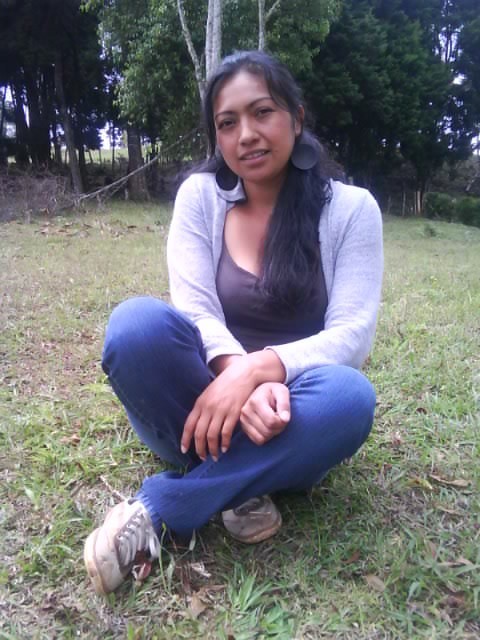 Date this nice looking Colombia girl Yazmin from Cali CO6953