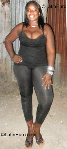 Date this stunning Jamaica girl Mantha from St.catherine JM247