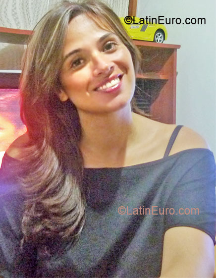 Date this hard body Colombia girl Sandy from Manizales CO6989